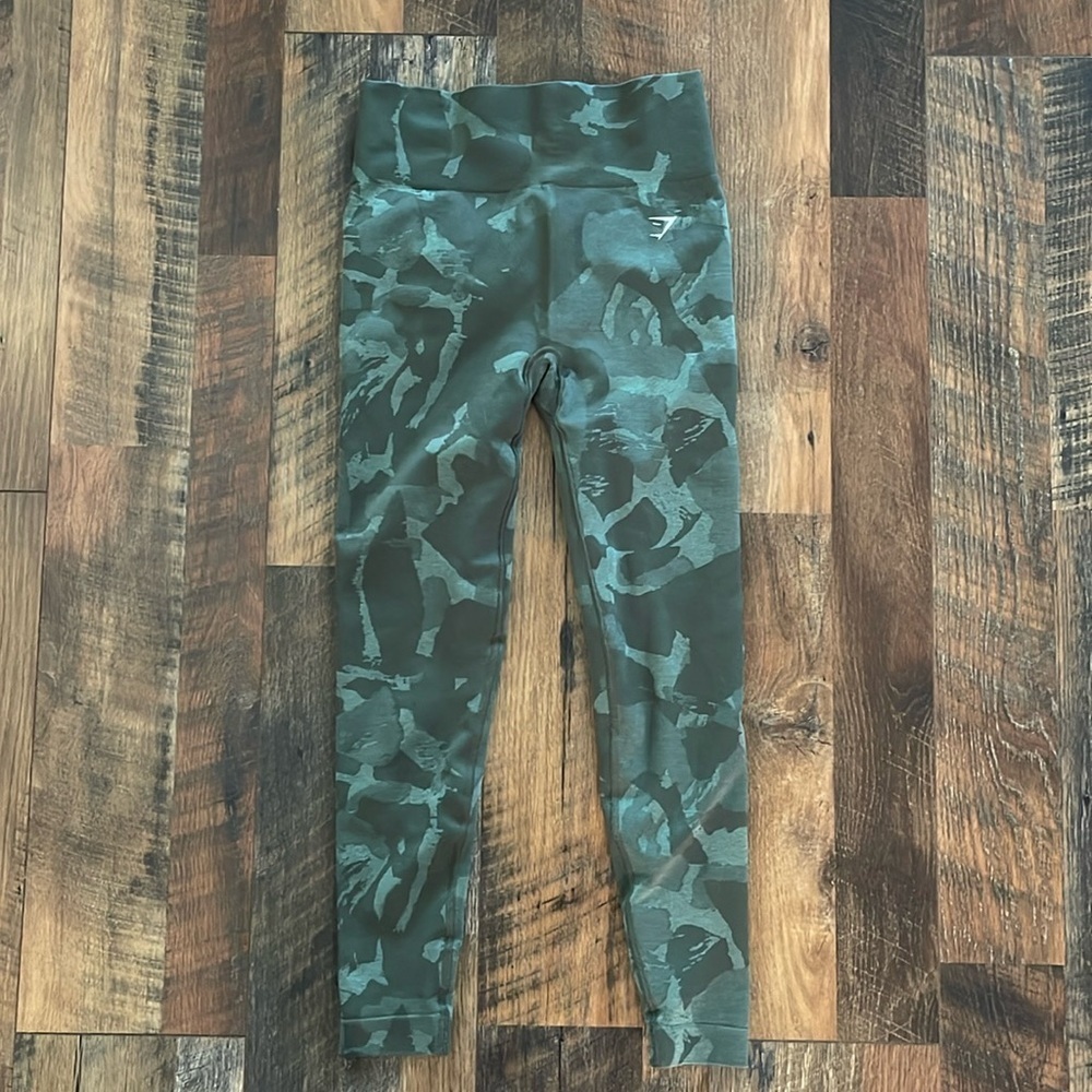 Gymshark Seamless Adapt Green Camo Leggings